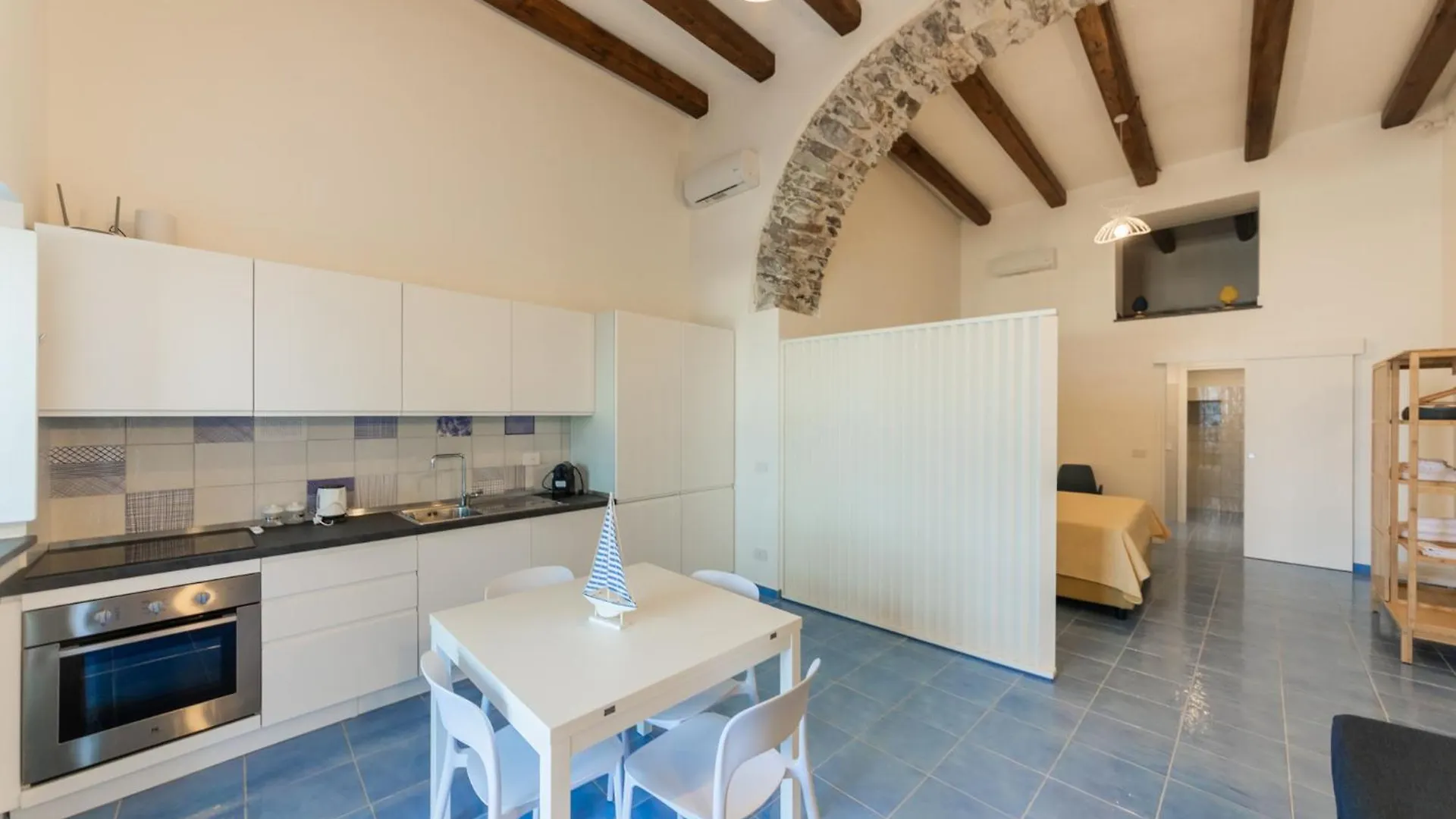 Archi Suite Canneto 公寓